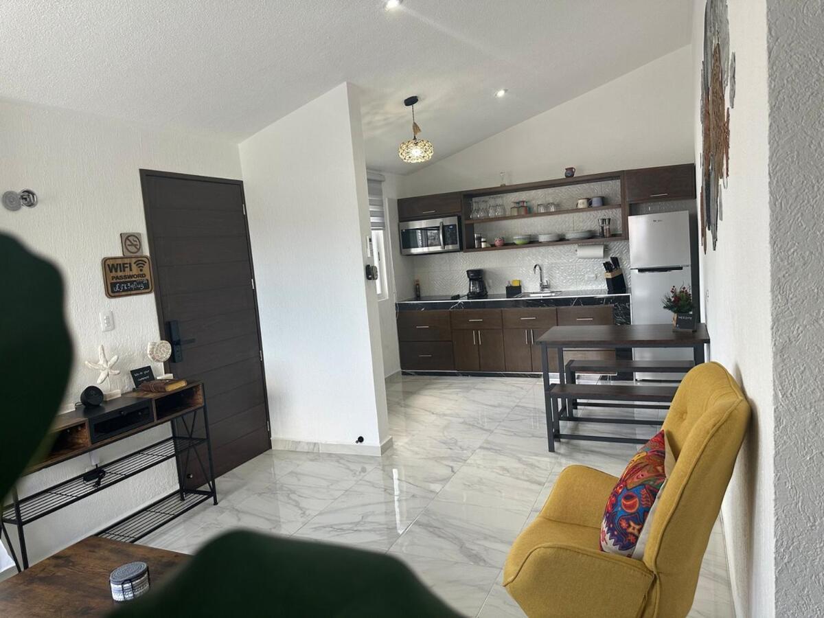 Lit King, Netflix & Piscine, Propre & Neuf Apartment *
